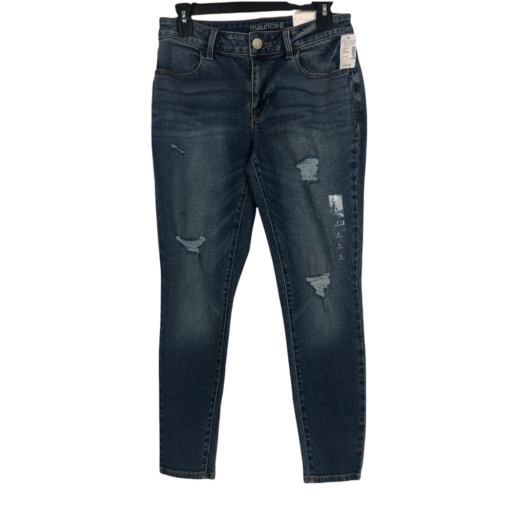 MAURICES Women’s Blue Jean Jegging Size 8 Short Distressed Ripped/Torn Pockets